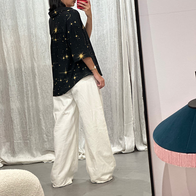 Camisa corta con estrellas