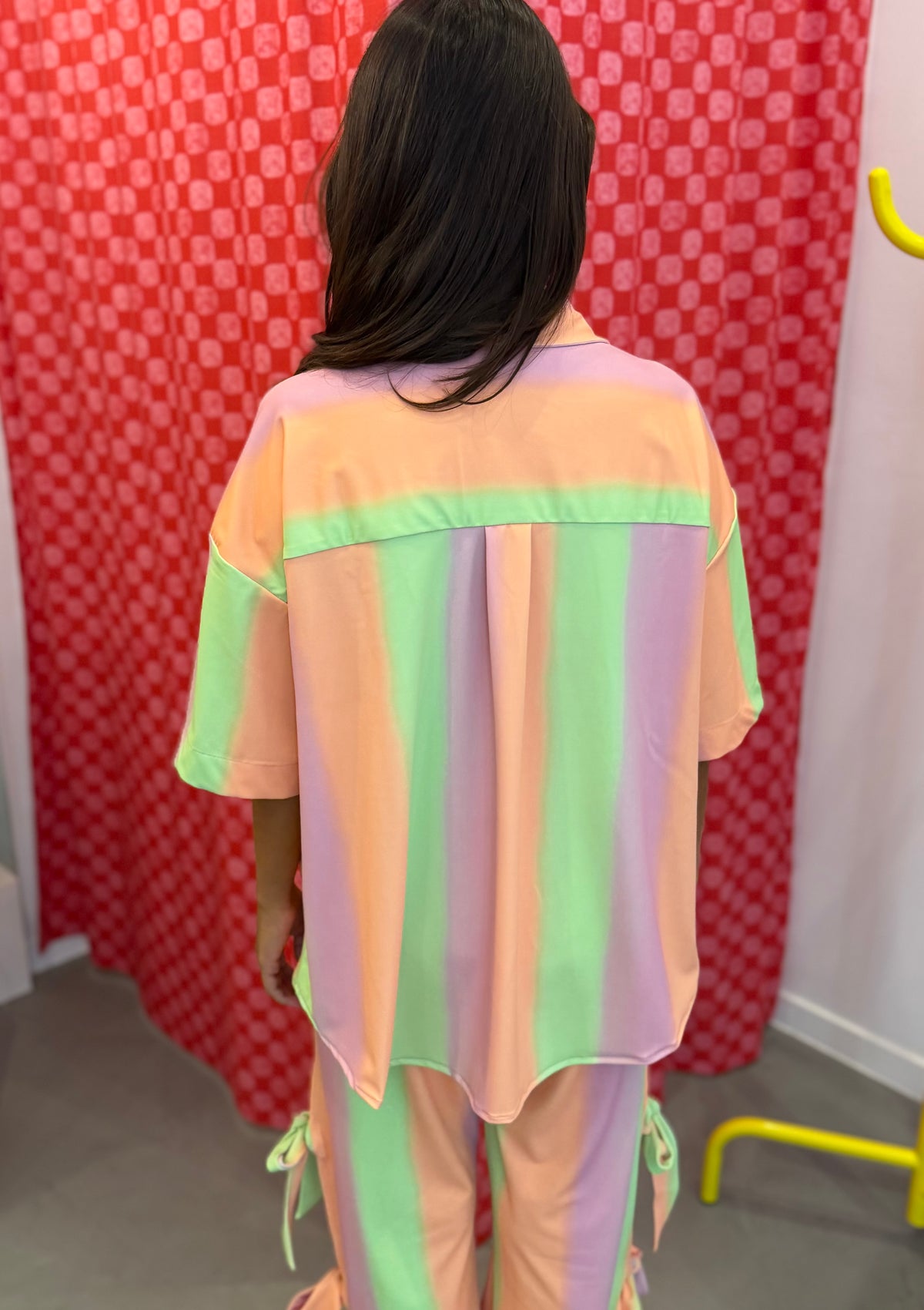 Camisa curta em Lycra